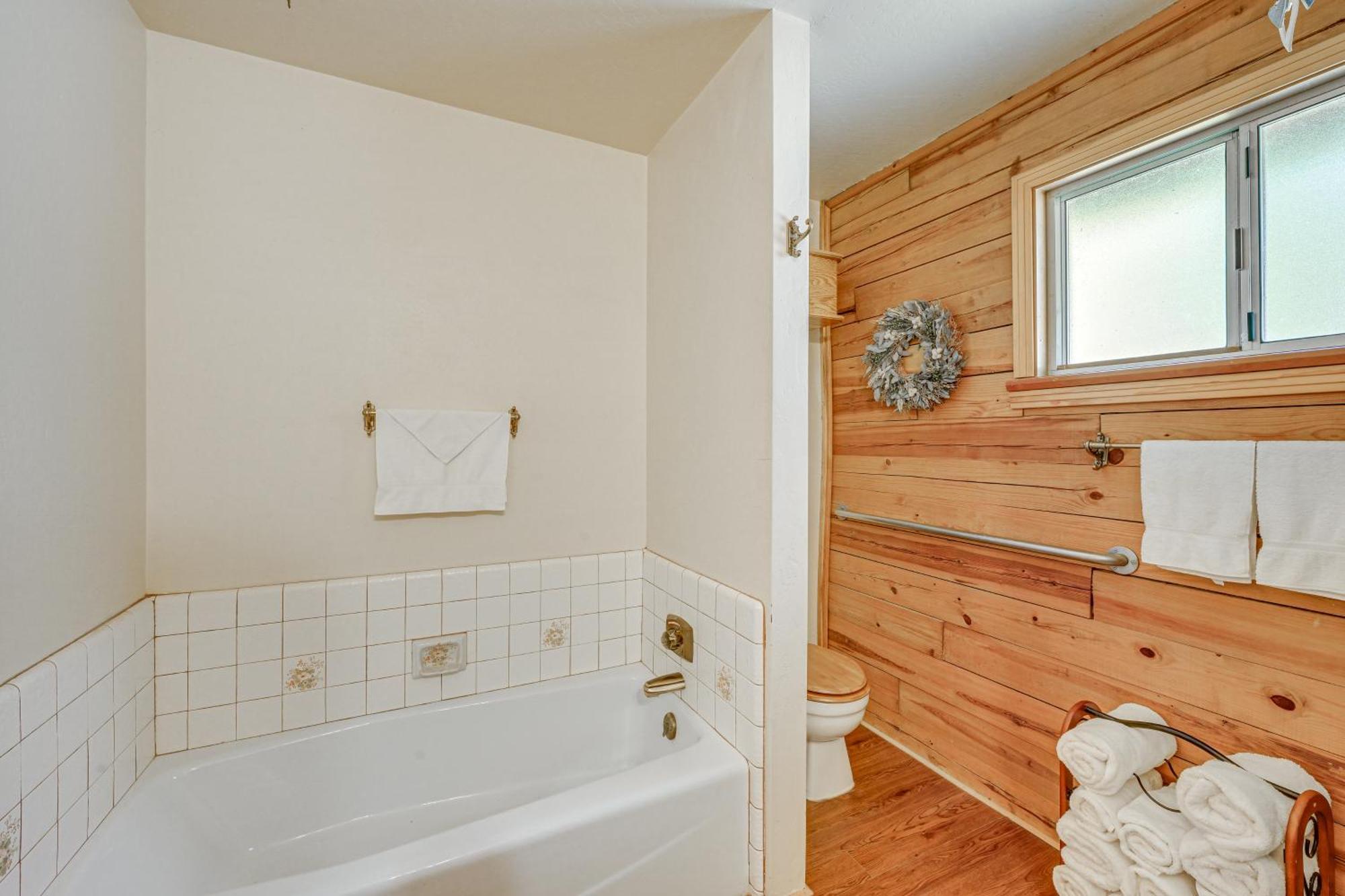 Cozy Family-Friendly Badger Retreat With Fireplace! Εξωτερικό φωτογραφία