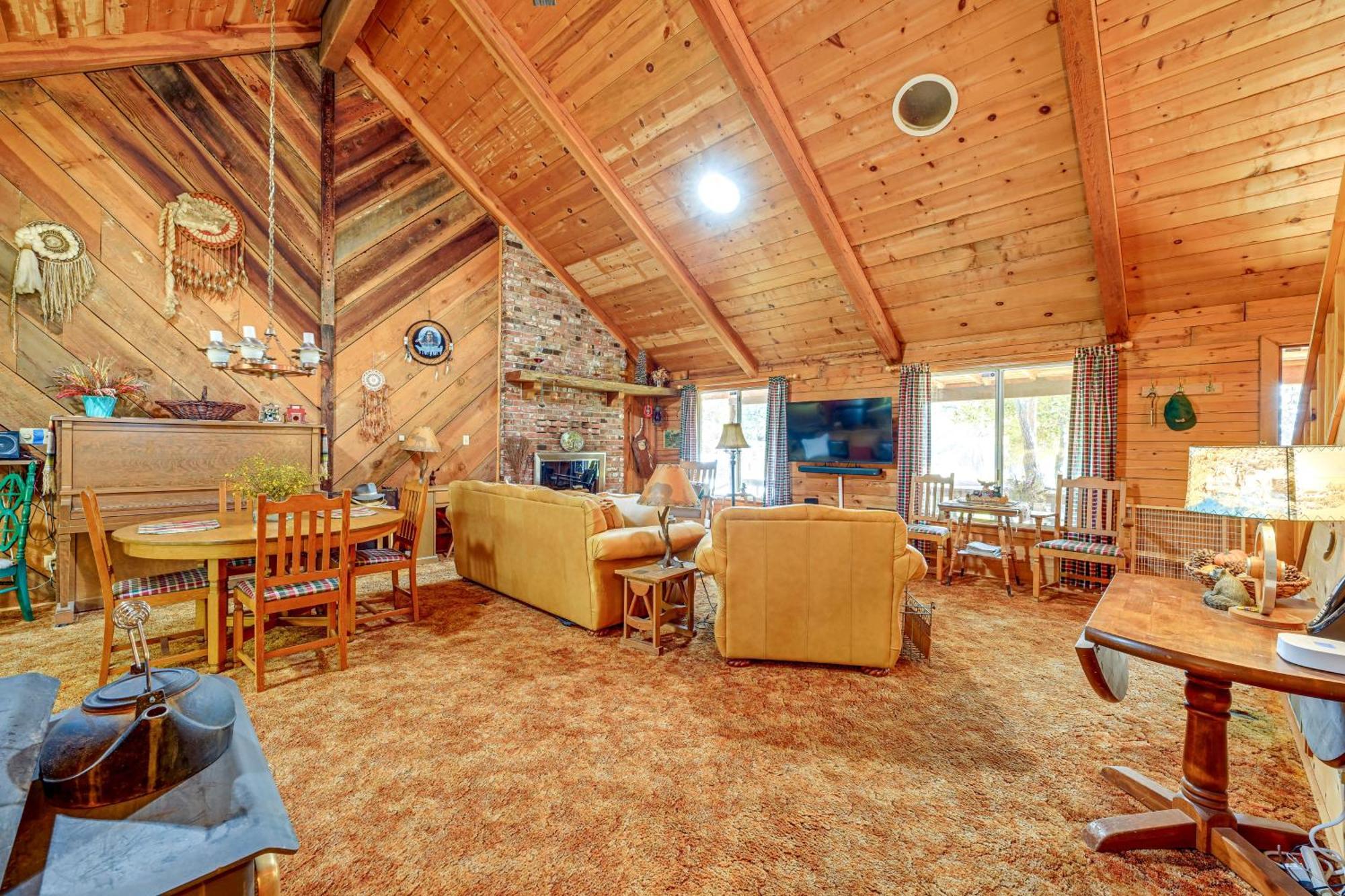 Cozy Family-Friendly Badger Retreat With Fireplace! Εξωτερικό φωτογραφία