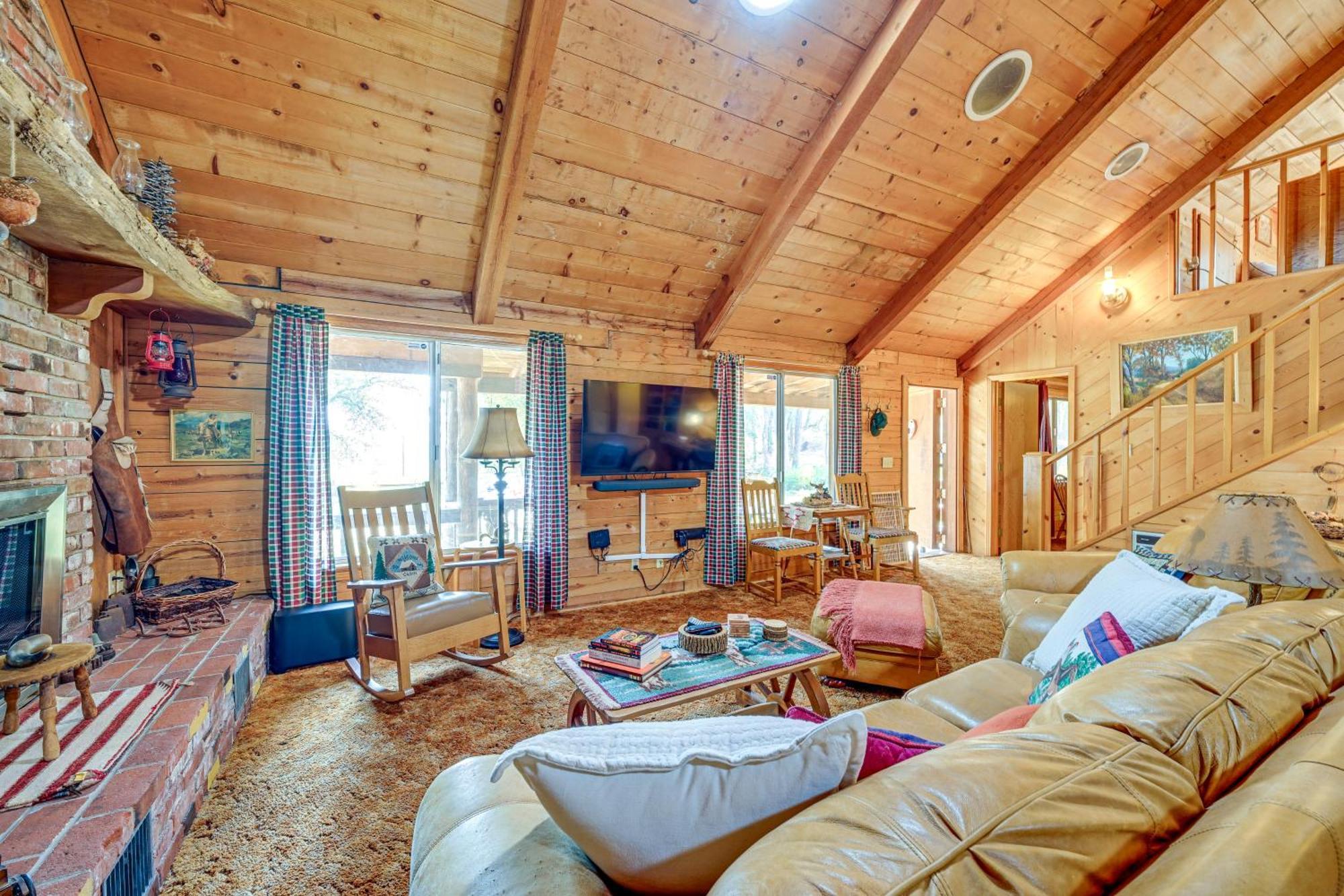 Cozy Family-Friendly Badger Retreat With Fireplace! Εξωτερικό φωτογραφία